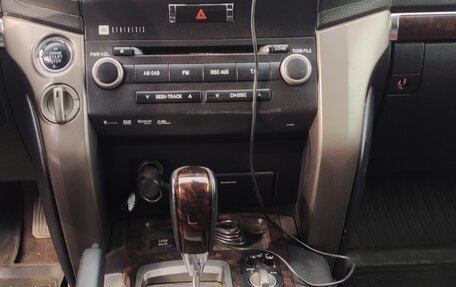 Toyota Land Cruiser 200, 2010 год, 2 400 000 рублей, 13 фотография