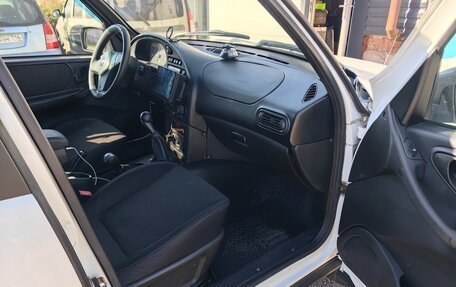 Chevrolet Niva I рестайлинг, 2016 год, 700 000 рублей, 6 фотография