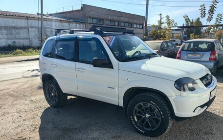 Chevrolet Niva I рестайлинг, 2016 год, 700 000 рублей, 3 фотография