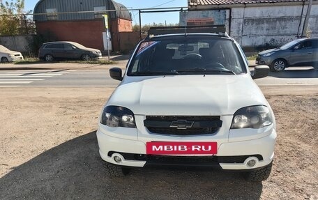 Chevrolet Niva I рестайлинг, 2016 год, 700 000 рублей, 2 фотография