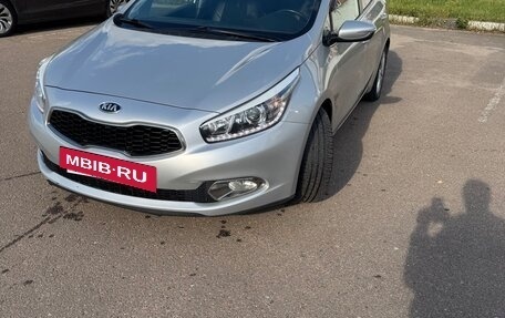 KIA cee'd III, 2014 год, 1 300 000 рублей, 5 фотография