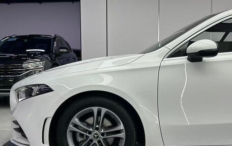 Mercedes-Benz A-Класс, 2022 год, 1 540 000 рублей, 4 фотография