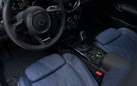 MINI Clubman, 2022 год, 1 730 000 рублей, 8 фотография