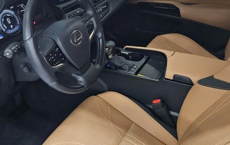 Lexus ES VII, 2024 год, 3 235 000 рублей, 9 фотография