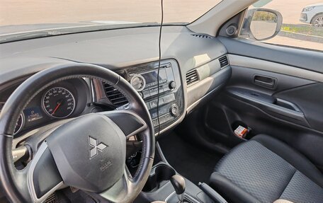 Mitsubishi Outlander III рестайлинг 3, 2012 год, 1 190 000 рублей, 9 фотография