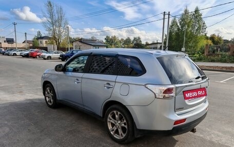 Mitsubishi Outlander III рестайлинг 3, 2012 год, 1 190 000 рублей, 4 фотография