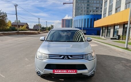 Mitsubishi Outlander III рестайлинг 3, 2012 год, 1 190 000 рублей, 6 фотография