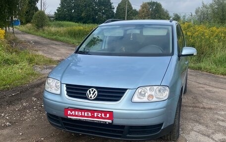 Volkswagen Touran III, 2006 год, 445 000 рублей, 13 фотография