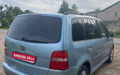 Volkswagen Touran III, 2006 год, 445 000 рублей, 16 фотография