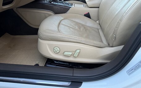 Audi A6, 2012 год, 1 690 000 рублей, 10 фотография
