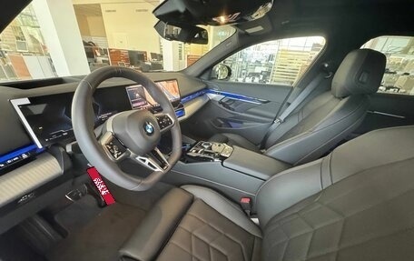 BMW 5 серия, 2025 год, 7 790 000 рублей, 2 фотография