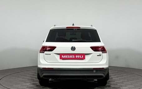 Volkswagen Tiguan II, 2017 год, 1 578 000 рублей, 6 фотография