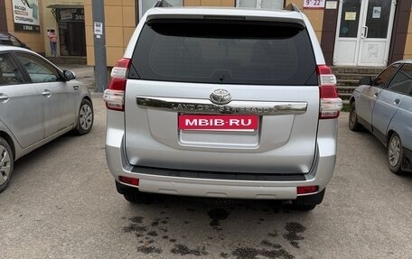 Toyota Land Cruiser Prado 150 рестайлинг 2, 2015 год, 3 250 000 рублей, 4 фотография