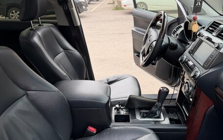 Toyota Land Cruiser Prado 150 рестайлинг 2, 2015 год, 3 250 000 рублей, 8 фотография