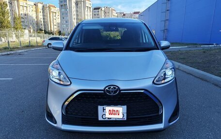 Toyota Sienta II, 2020 год, 1 880 000 рублей, 10 фотография