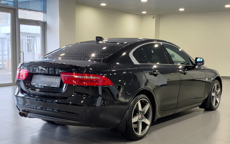 Jaguar XE I рестайлинг, 2016 год, 1 597 000 рублей, 5 фотография