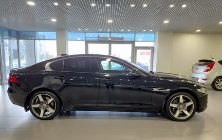 Jaguar XE I рестайлинг, 2016 год, 1 597 000 рублей, 4 фотография