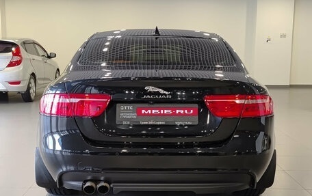 Jaguar XE I рестайлинг, 2016 год, 1 597 000 рублей, 6 фотография