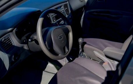 KIA Rio II, 2010 год, 488 800 рублей, 6 фотография