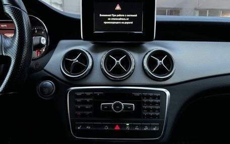 Mercedes-Benz GLA, 2015 год, 2 345 000 рублей, 15 фотография