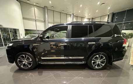 Toyota Land Cruiser 200, 2019 год, 6 930 000 рублей, 12 фотография