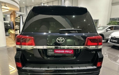 Toyota Land Cruiser 200, 2019 год, 6 930 000 рублей, 10 фотография