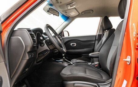 KIA Soul II рестайлинг, 2018 год, 1 498 000 рублей, 25 фотография