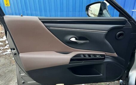 Lexus ES VII, 2023 год, 3 958 000 рублей, 13 фотография