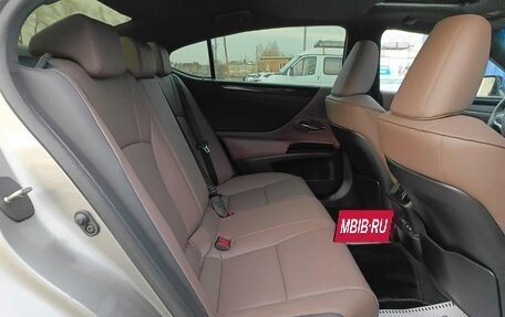 Lexus ES VII, 2023 год, 3 958 000 рублей, 17 фотография