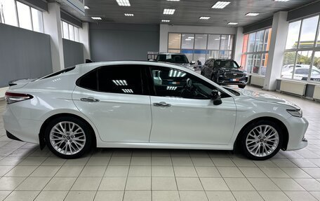 Toyota Camry, 2019 год, 2 900 000 рублей, 8 фотография