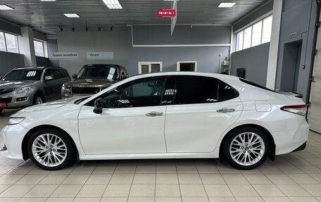 Toyota Camry, 2019 год, 2 900 000 рублей, 4 фотография