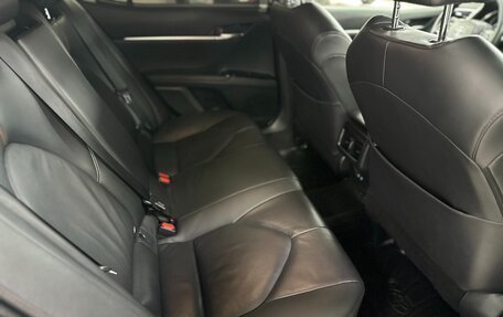 Toyota Camry, 2019 год, 2 900 000 рублей, 14 фотография