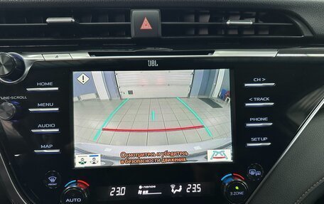 Toyota Camry, 2019 год, 2 900 000 рублей, 20 фотография