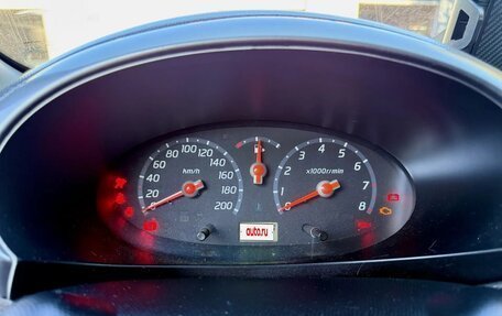 Nissan Micra III, 2003 год, 350 000 рублей, 17 фотография