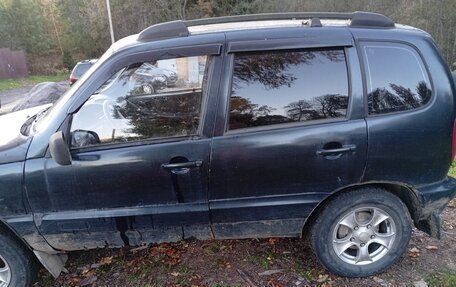 Chevrolet Niva I рестайлинг, 2006 год, 100 000 рублей, 4 фотография
