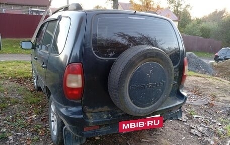 Chevrolet Niva I рестайлинг, 2006 год, 100 000 рублей, 3 фотография