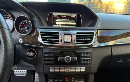 Mercedes-Benz E-Класс, 2014 год, 2 100 000 рублей, 21 фотография