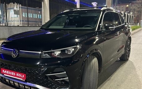 Volkswagen Tiguan, 2024 год, 4 150 000 рублей, 15 фотография