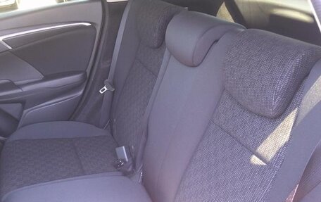 Honda Fit III, 2016 год, 780 000 рублей, 26 фотография