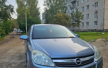 Opel Astra H, 2008 год, 300 000 рублей, 1 фотография