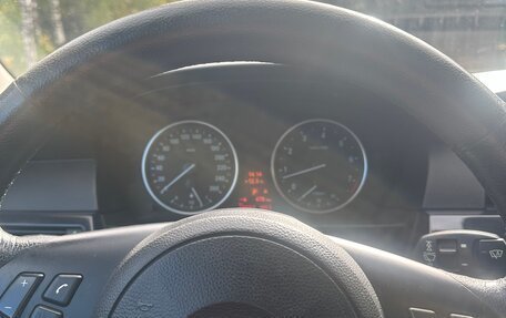 BMW 5 серия, 2009 год, 1 130 000 рублей, 11 фотография