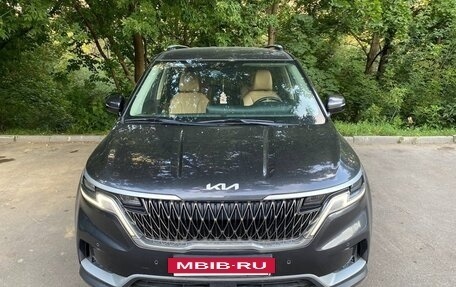 KIA Carnival, 2022 год, 3 950 000 рублей, 2 фотография