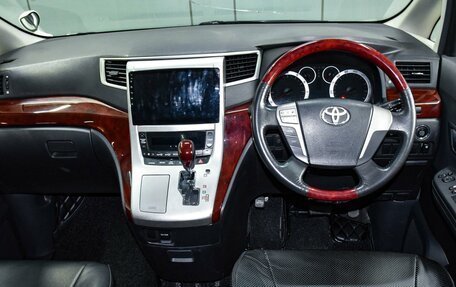 Toyota Vellfire I, 2010 год, 1 750 000 рублей, 15 фотография
