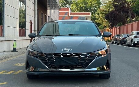 Hyundai Elantra, 2022 год, 1 110 000 рублей, 2 фотография