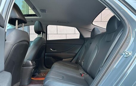 Hyundai Elantra, 2022 год, 1 110 000 рублей, 8 фотография