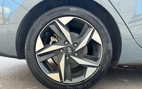 Hyundai Elantra, 2022 год, 1 110 000 рублей, 22 фотография