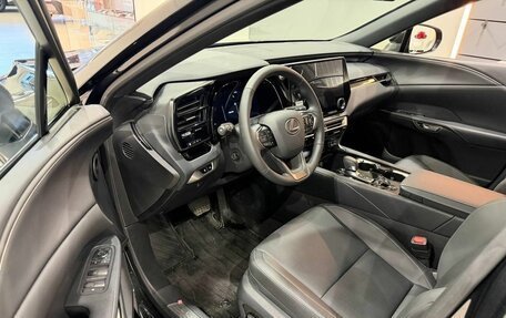 Lexus RX IV рестайлинг, 2026 год, 8 600 000 рублей, 10 фотография