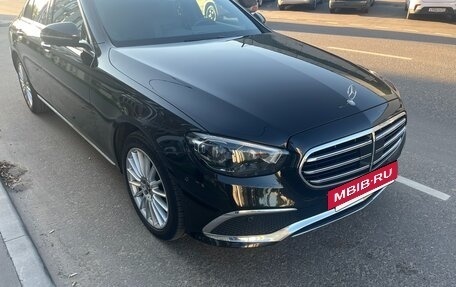 Mercedes-Benz E-Класс, 2021 год, 4 750 000 рублей, 6 фотография