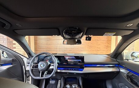 BMW 5 серия, 2025 год, 6 999 000 рублей, 27 фотография