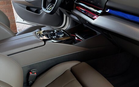 BMW 5 серия, 2025 год, 6 999 000 рублей, 30 фотография